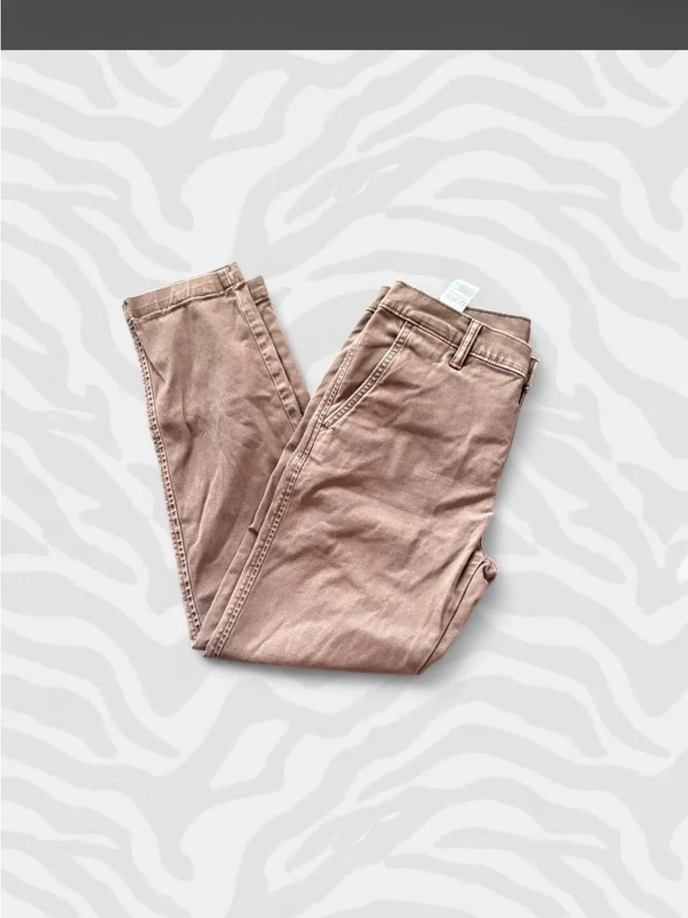 Levi's Men's Chinos in Dusty Mauve